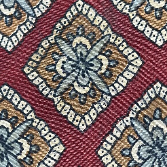 Vintage Christian Dior All Silk Geometric Print Mens Tie Necktie New York Paris - Picture 2 of 5